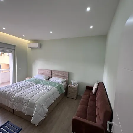 Travelexpress Pyramid Apartman