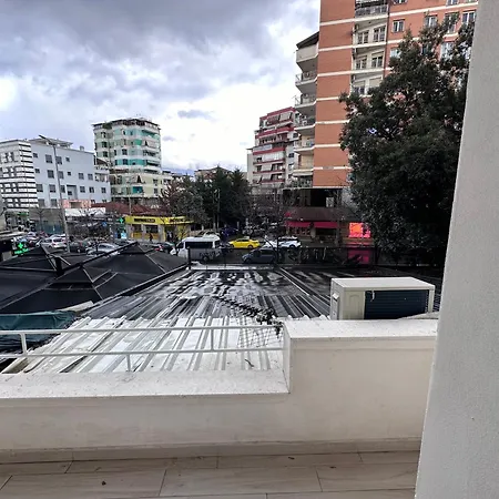 Travelexpress Pyramid Apartman Tirana